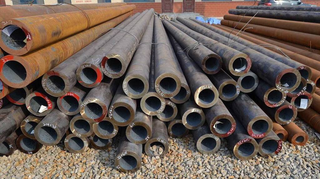 20G無(wú)縫鋼管.jpg 20G無(wú)縫鋼管.jpg